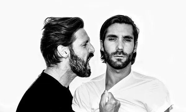 [INTERVIEW] Olivier Scher est allé interviewer, en visio, le duo électro/pop BLANCHE qui a sorti son 1er EP en 2020, "Marée haute" 👇
lemusicodrome.com/rencontre-avec…
#blanche #pop #electro #maréehaute #EP #interview <a href="/lemusicodrome/">Le Musicodrome</a> <a href="/AgenceBiiip/">Barbara - Agence Biiip</a>