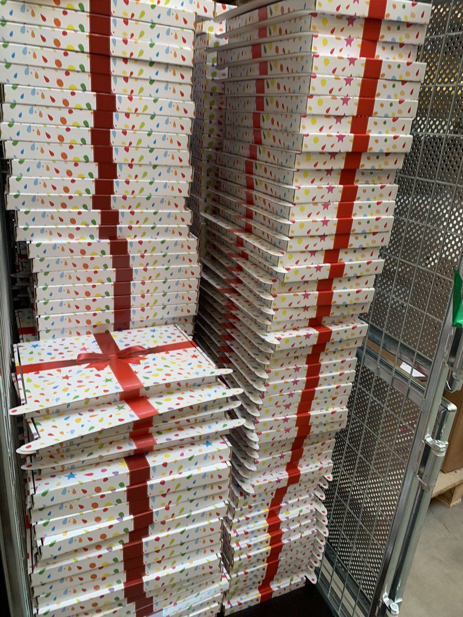 Danielle_VWB's tweet photo. Kadootjestijd bij #mastermail - ongezien. Verzenden over gans de wereld. #corona #ondernemen https://t.co/2WTOSPIyH4