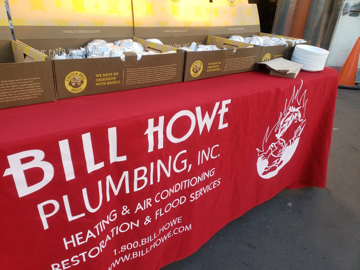 BHowePlumbing's tweet photo. Warm morning glow and a hot breakfast sandwich. A hearty meal to start the day is one of the many ways we try to show our staff we appreciate their hard work. You guys rock! #WeKnowHowe https://t.co/BhuJeMMMjW