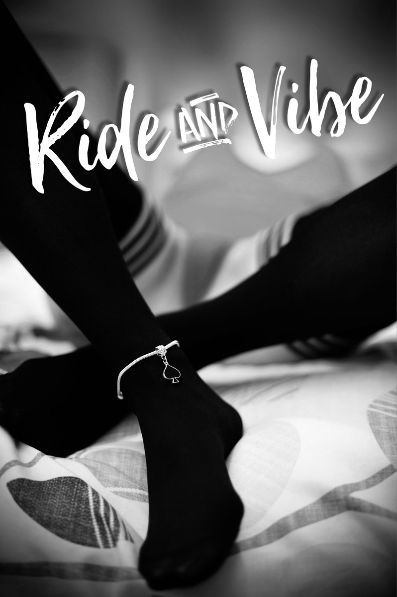 RideandVibeUK's tweet photo. Someone is on her way to her boyfriendโs house for a Wicked Wednesday overnight date ๐โ ๏ธ๐ธ๐ผ๐ฅ #NOTCUCKOLD #hotwife #BBCslut #QOSanklet #hotwifeanklet #noir #NWOT #NGOT https://t.co/FORvI3UA8m