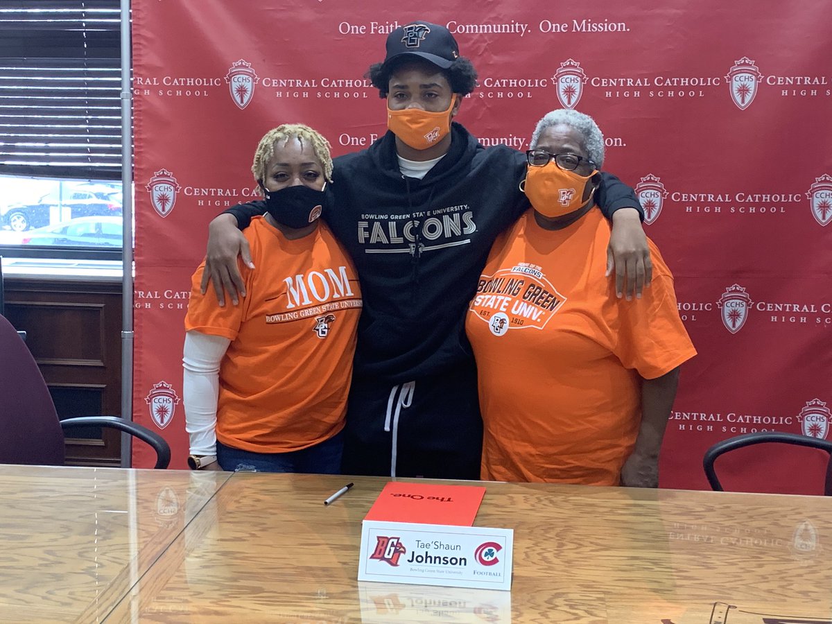 Kristi Kopanis (@kristi_kopanis) on Twitter photo Tae’Shaun Johnson is heading to Bowling Green. He’s excited to be part of the Falcons’ rebuilding process and make an impact right away! Tae’Shaun Johnson is heading to Bowling Green. He’s excited to be part of the Falcons’ rebuilding process and make an impact right away!
