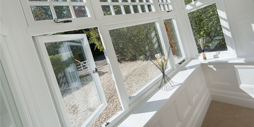 Securahomeltd's tweet photo. Whether you want a period style like traditional sash or Heritage Windows, or perhaps something more modern in sleek #aluminium or #UPVC, Securahome has one of the widest ranges in #SouthWales https://t.co/cjTwZpryba #windowreplacement https://t.co/5zqk0JoNit