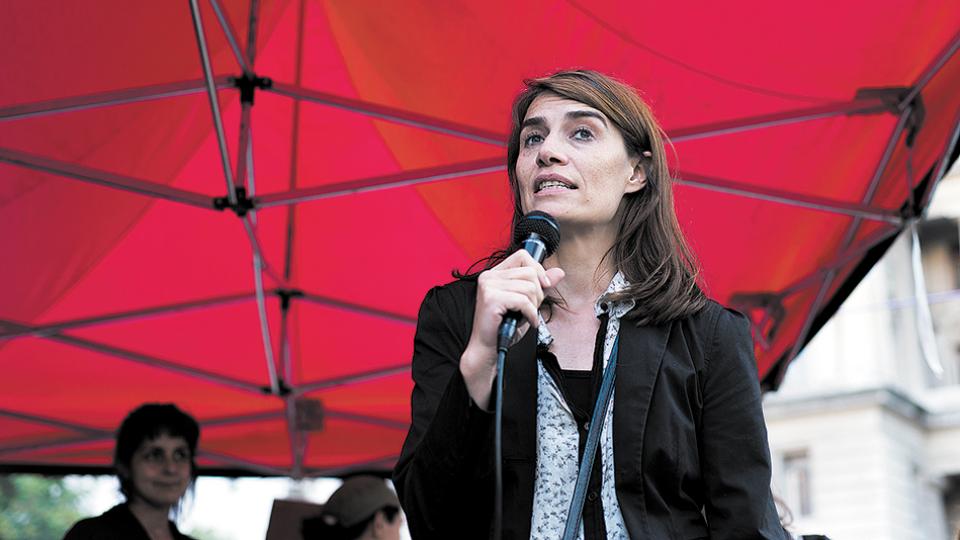 Reperfiladas's tweet photo. ...argumentos pseudo jurídicos. Los ves exponer y te das cuenta que son personajes de historieta, de jurídico nada, una falsa juricidad. Y algo parecido pasa con los discursos de la medicina y de la ciencia. Estamos discutiendo cómo acceder a unas pastillas". @cecamarano https://t.co/JGZCF44RbY