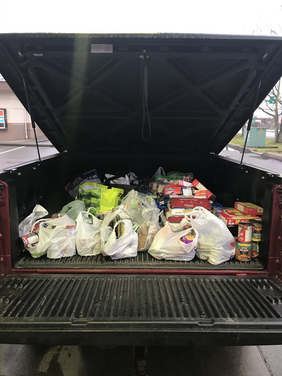 north_delta's tweet photo. Our @DeltaWildHockey students and staff stepped up in a big way to support the Holiday Food Drive and @deltassistcares! #huskypride #huskyhighlights #sd37 @deltasd37 https://t.co/oR7OZ2sl6V
