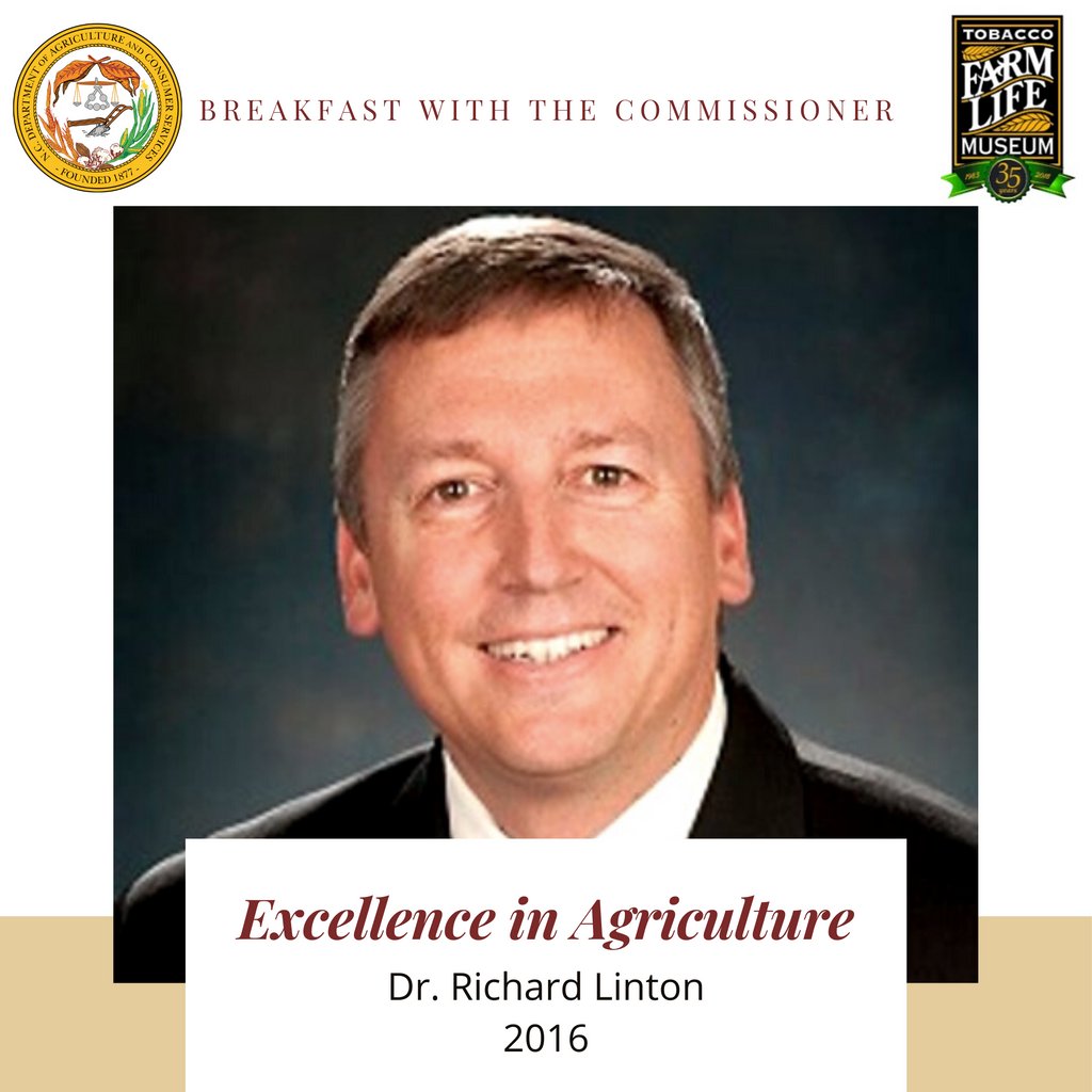 KenlyTFLM's tweet photo. As we look forward to the 2021 #BreakfastWithTheCommissioner, we remember past award winners. Dr. Richard Linton is Dean of the College of Ag &amp; Life Sciences @NCState. His research led to rapid detection technologies for biological &amp; chemical foodborne hazards. 
@NCAgriculture https://t.co/w0ipNBi2PB