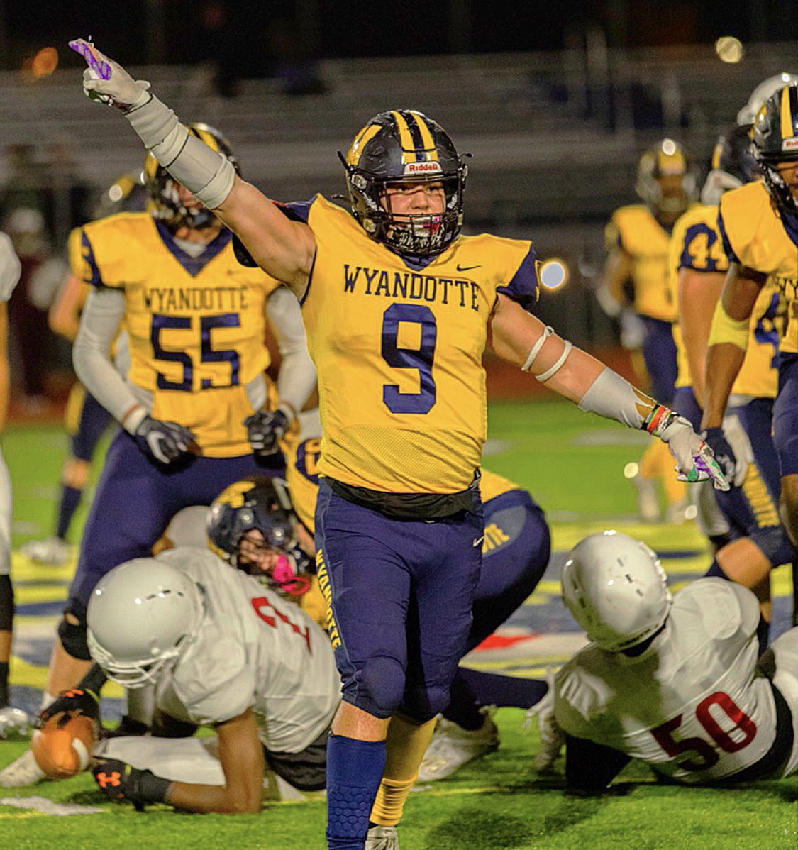 loganmcgraw9x's tweet photo. JR SNZ HIGHLIGHTS 🧩🐻 
(7 Games Played)

https://t.co/uE3YIgBSBG https://t.co/8rznPJGZrp