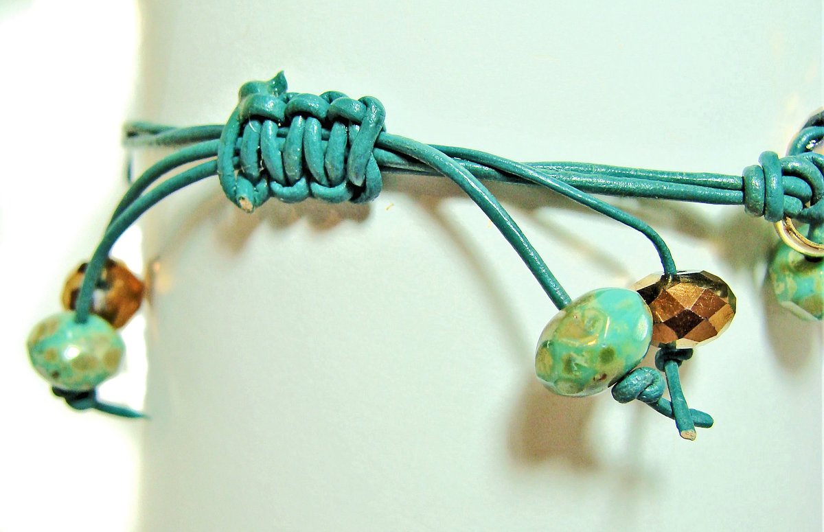 girliegals12's tweet photo. Turquoise Green Picasso and Gold Beaded Adjustable Chain &amp; Leather Bracelet: https://t.co/TaSSfMkxsy #turquoisegreen #gold #beadedbracelet #handmadejewelry #adjustable #goldchain #leather #leatherjewelry #Boho #hippie #gypsy #macrameclosure #giftsforher #etsyhandmade #etsyseller https://t.co/pIdzlvOu2B