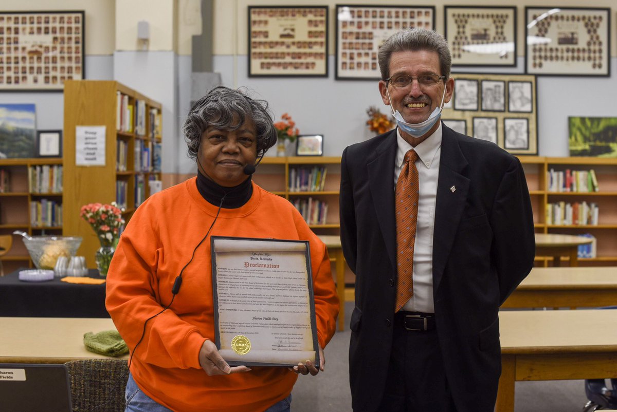 smccauley1287's tweet photo. Last night’s @SchoolsParis Board meeting will be hard to top. We began by honoring the service of long time teacher and board member Sharon Fields, including tributes from three previous superintendents. Capped it off with a 3% RAISE for all staff!  #parispride #communityschool https://t.co/qlEbG02uaa