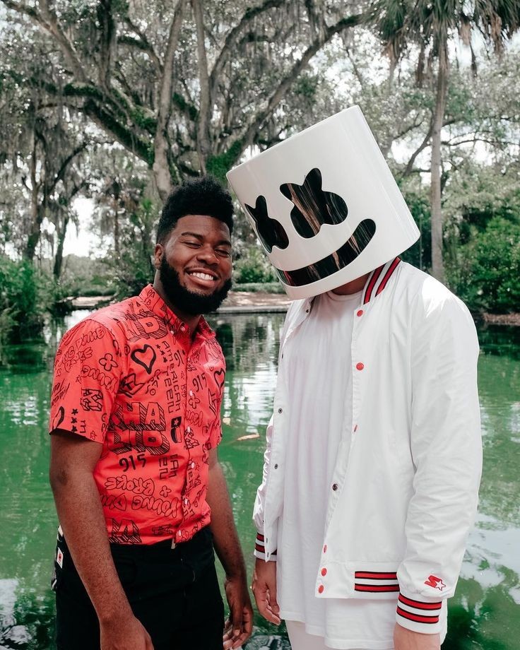 chartkhalid's tweet photo. .@marshmellomusic &amp; @thegreatkhalid’s “Silence” has reached 1 BILLION streams on Spotify. It’s Khalid’s third song to achieve this. https://t.co/0CGYZ4apI4