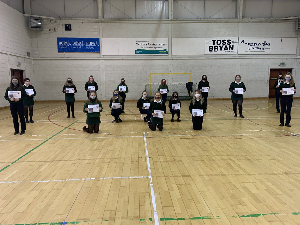 Well done to these ladies who completed the virtual Camino Challenge. 💪🏻 #loreto #active #run #walk #school #FutureLeaders <a href="/gaafutureleader/">Future Leaders</a> <a href="/LoretoFermoy/">Loreto Fermoy Cork</a> <a href="/ire_edu/">Caroline Clarke</a> @Shellers14