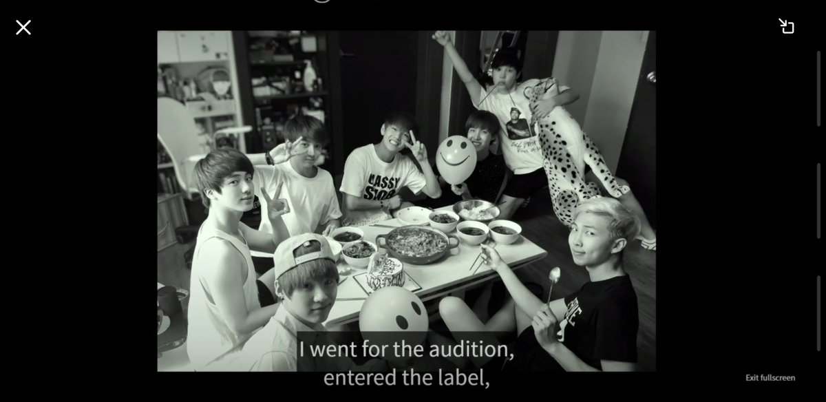 hexuanfilter's tweet photo. They went being 7 rookie artists from a small unknown company to being 7 of the biggest artists, influencers, philanthropists, and the biggest group in the world.💜🖤🙌🏽 @BTS_twt 

#Break_The_Silence https://t.co/rWXfeQUcjd