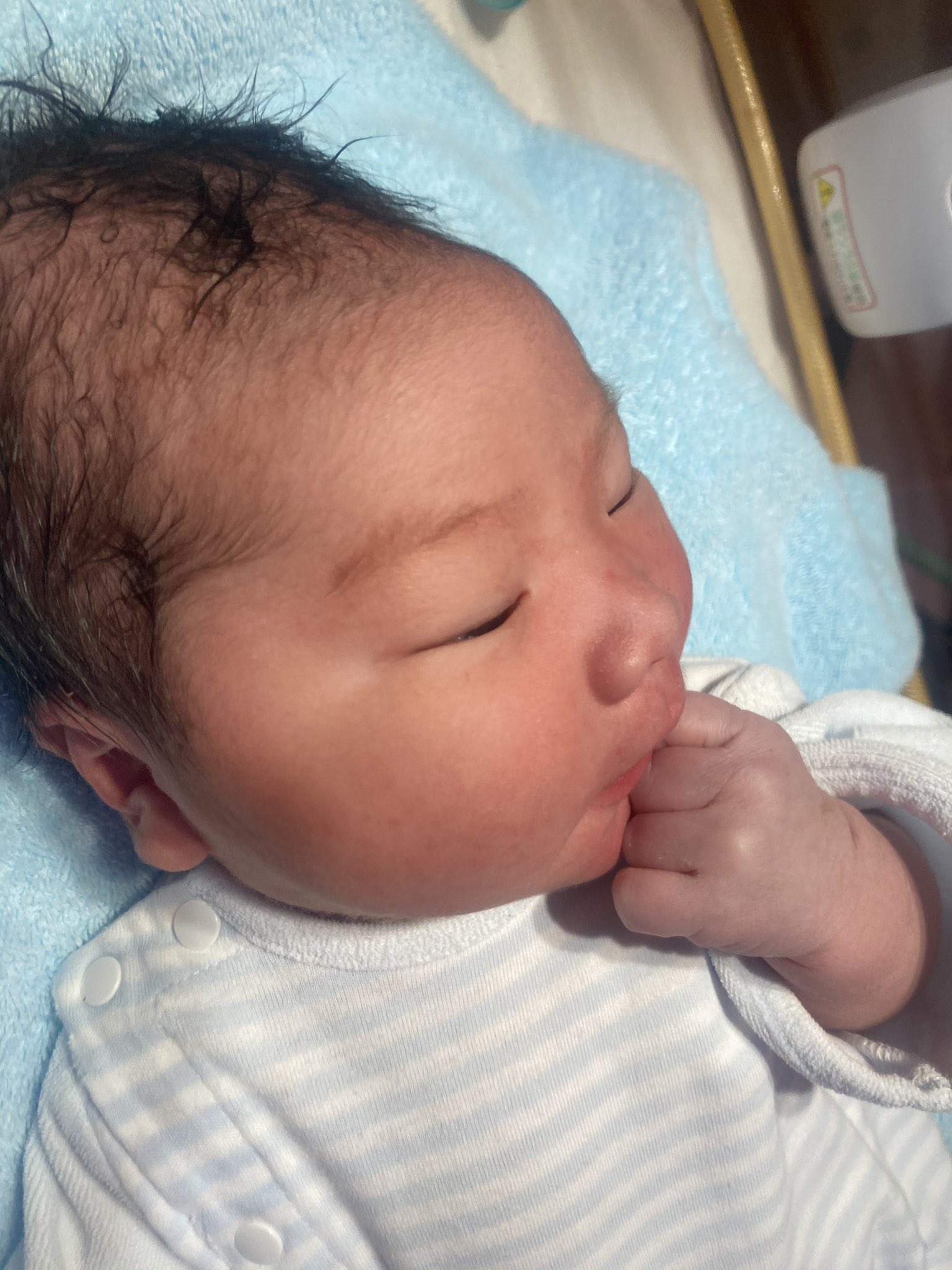 璃利佳 Ririka Twitter