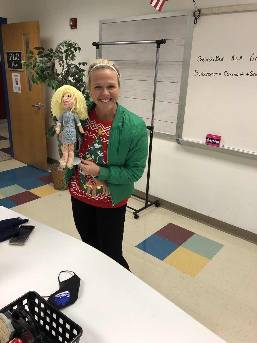 I have the BEST colleagues.  ⁦<a href="/MelindaHodgkiss/">Melinda Hodgkiss, Ed.S., NBCT</a>⁩ ⁦⁦<a href="/SMSIWCS/">Smithfield Middle School</a>⁩ #creativeHodg