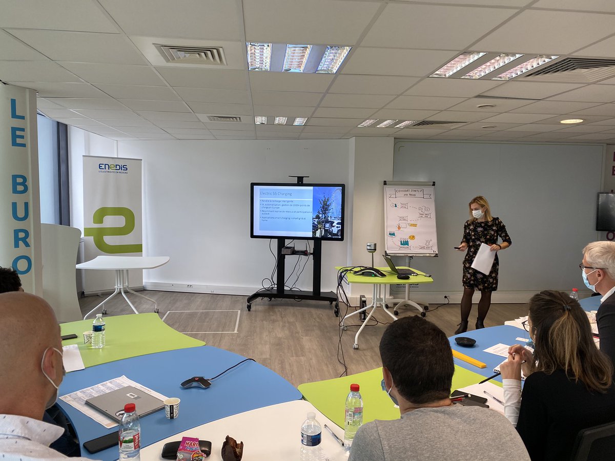 PasDassonville's tweet photo. En direct du concours start-up organisé par @enedis_coteazur, aux côtés des entreprises innovantes du territoire @MetropoleNCA @Departement_Var et engager des projets d’ #innovation au service de la #TransitionEcologique https://t.co/MOxEe3vrD4