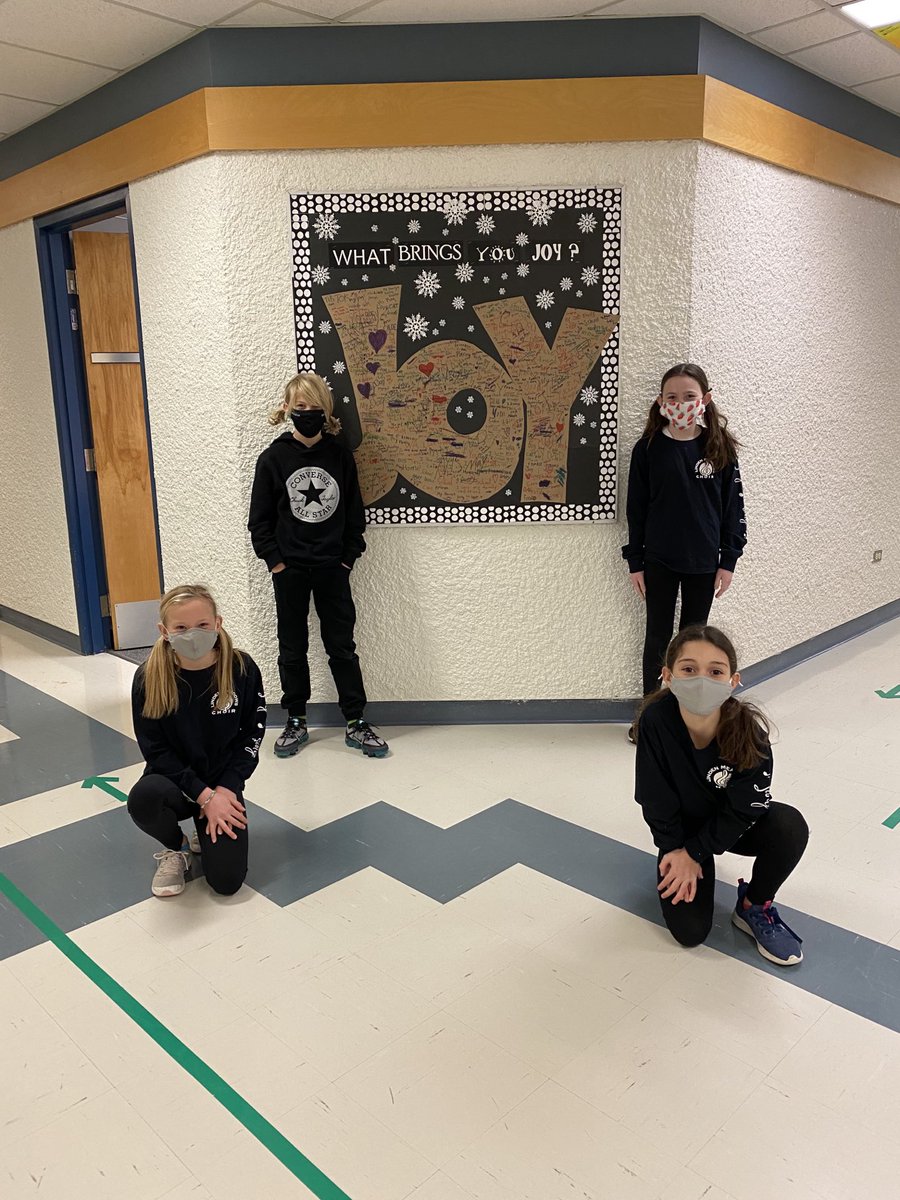 LindenMeadows's tweet photo. Loving Spirit Week and #JoyfulDecember https://t.co/C2jmo495qp