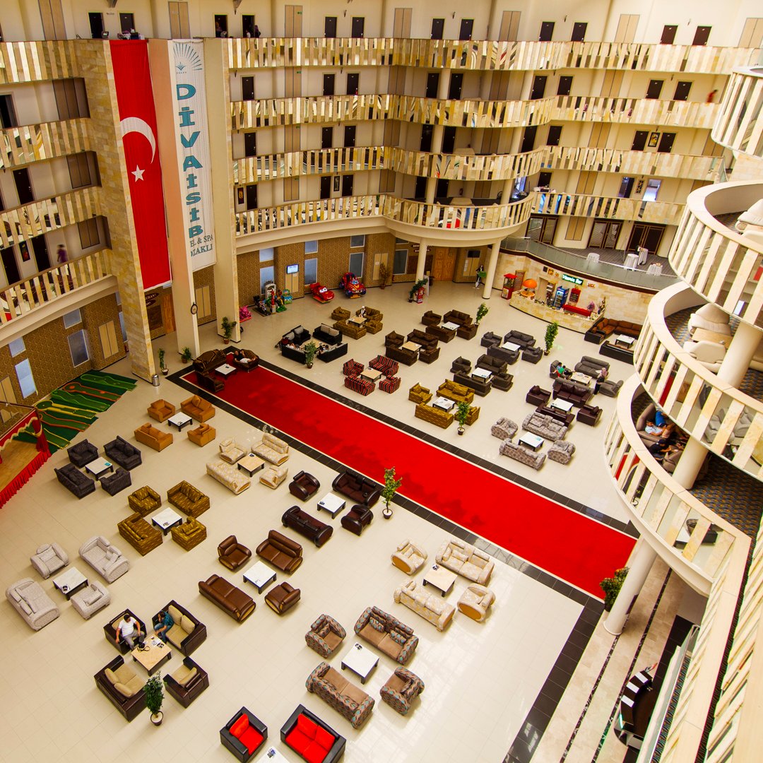 Kesfetcom's tweet photo. Ailelerin de rahatlıkla konaklayabileceği en iyi termal oteller arasından seçim yapmak için sizlere sunduğumuz bu listeyi değerlendirin. #termal #termalotel #termalotelleri  #gezi #summer #photography #graphy #doğa #photooftheday #gezgin  #trends #trend2021 https://t.co/uULIlB39D5