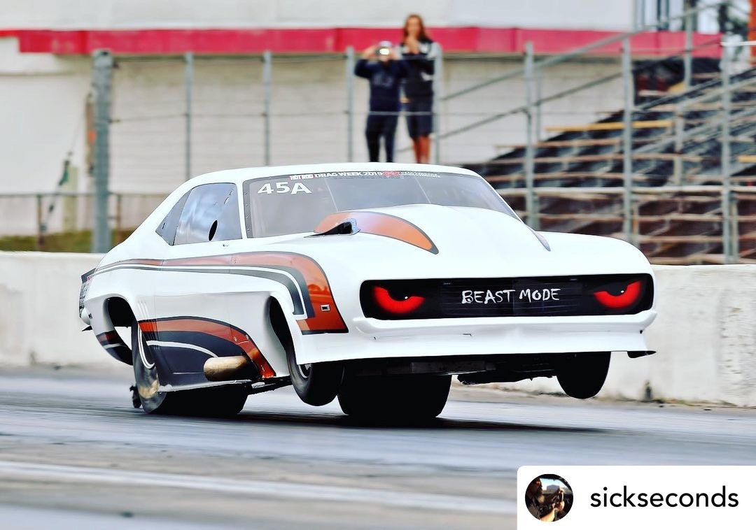 HPLOil's tweet photo. ✅ HPL Race Oil
✅ HPL Pro ATF
✅ HPL Gear Oil

Day 3 of 12 days of Xmas - Tom Bailey for his consistency on and off the track! 20% off all lubricants and free shipping on a case sale is going on NOW!!! #hploil #raceoil #proatf #gearoil #hotroddragweek #repost @sickseconds https://t.co/s0bG9EN63G