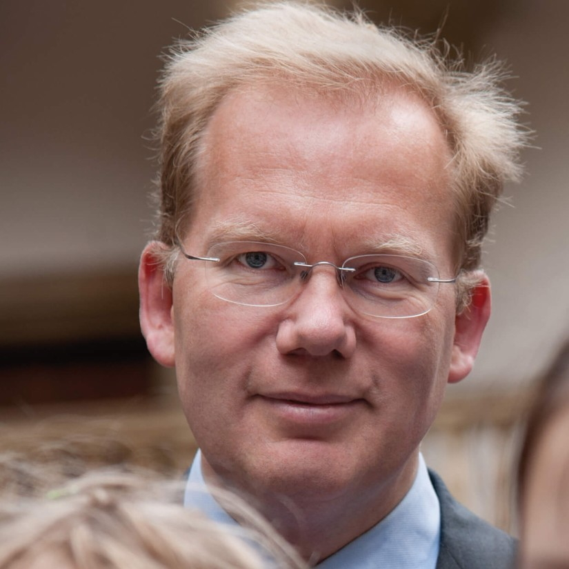 kressZwitscher's tweet photo. Sebastian Turner startet exklusiven China-Newsletter - Antje Sirleschtov wird Chefredakteurin: https://t.co/YJYX2sHUZx #Köpfe @SebastianTurner @sirleschtov @trafomedia https://t.co/nrNnDLAWCg