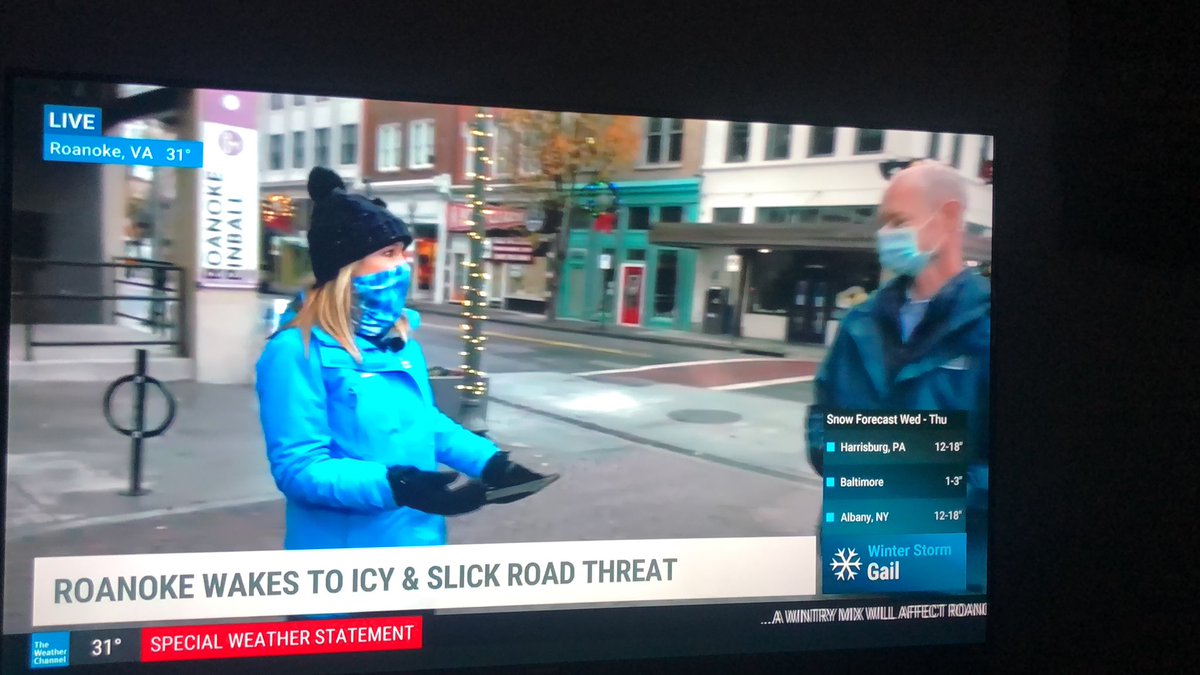 City_of_Roanoke's tweet photo. @RoanokeTranspo shared some great info about anticipated winter weather this morning and how our crews have been prepping to keep you safe on @weatherchannel
Remember to keep an eye on the roads, use care and tune to local media for the latest weather updates! #snowanoke https://t.co/rn3FEiVQG7