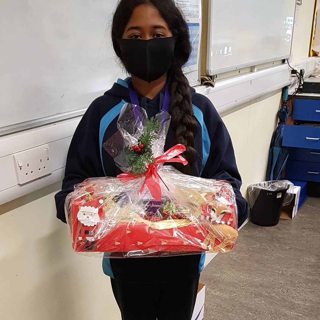 CarshaltonHigh's tweet photo. The #CHSG hampers are being delivered to three local charities: @homestartuk @Snwhomeless and @SuttonWomen. Thank you to everyone who contributed to our mountain on hampers.
#christmascheer #community #caring #teamchsg
@MrDevenney https://t.co/HKCqFoq9R1