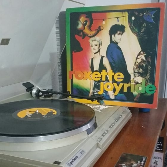 RogerioRocker's tweet photo. 16 de dezembro de 2019 · 📷
roxette joyride #vinil #emiodeon #fonobrás #tambémemcassete #amostragratis #vinylporn #vinyl #vinylpost #vinylcollection #vinylcollector #discoécultura #lps #longplays #discocollection #turnetable #tocadiscos #gradiente #d35 #gs11 https://t.co/1VPuO1JXSt