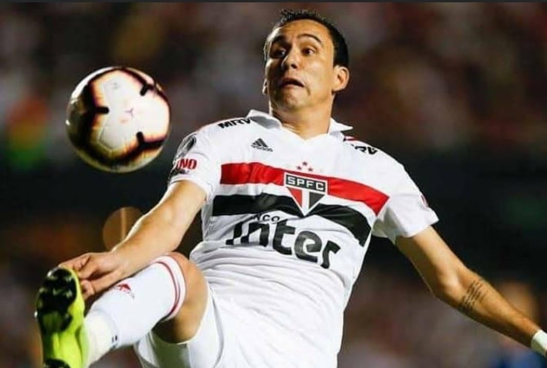 doguye's tweet photo. Só vou falar uma coisa, #FechadoComPablo https://t.co/EkCRtMi48o