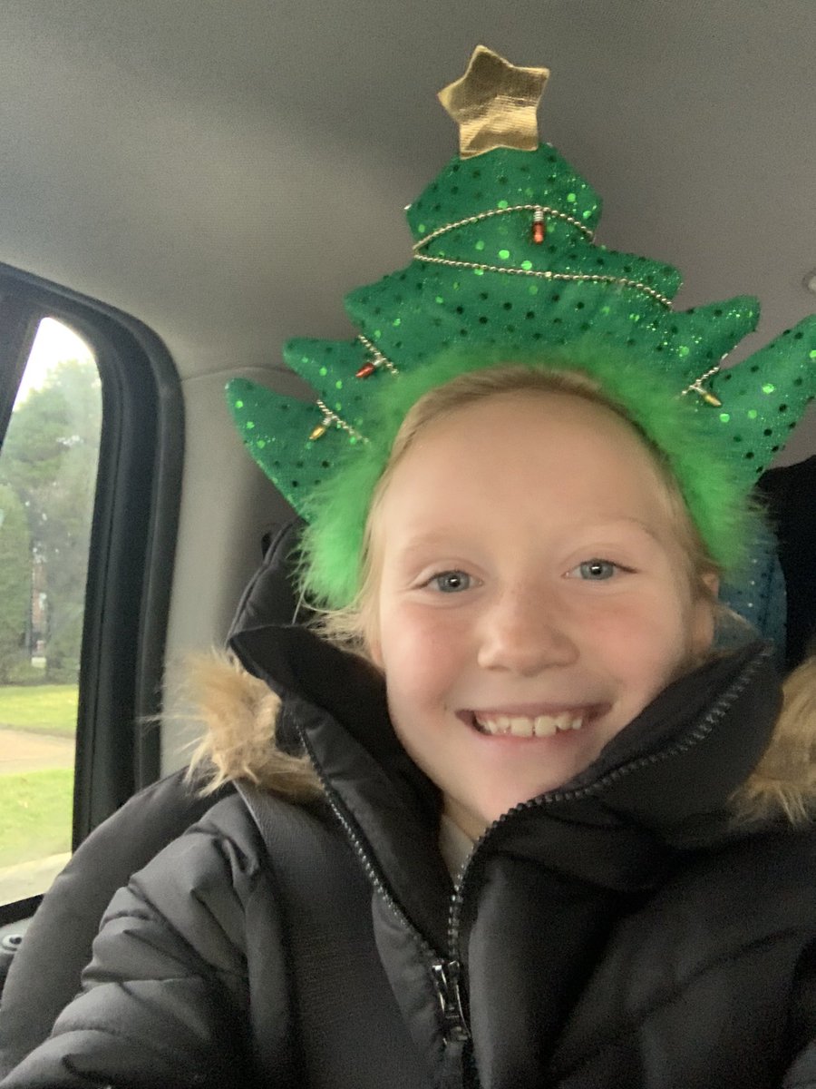 MCardinal79's tweet photo. So happy to be back at school and ready for crazy hat day! 🎄 @WheelerAvenue @VS13UFSD @MrJohnFrias https://t.co/rlb3iw8GsY