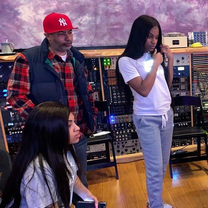 Andre The Giant (@agofditc) on Twitter photo The Team.
#TheGirlCode #MegatronLaunchPad
@SBiggaa <a href="/hiiisiddity/">The Only Siddity ๐
๐ผ๐</a>
<a href="/AGofDITC/">Andre The Giant</a> The Team.
#TheGirlCode #MegatronLaunchPad
@SBiggaa <a href="/hiiisiddity/">The Only Siddity ๐
๐ผ๐</a>
<a href="/AGofDITC/">Andre The Giant</a>