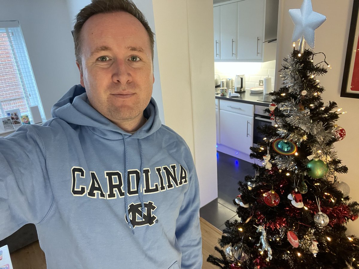 As @NeedhamChris101 can’t make it to the uk this Chris-mas, then he’s here in spirit with this hoodie!
#universityofnorthcarolina #unc
#Chrismas #christmas