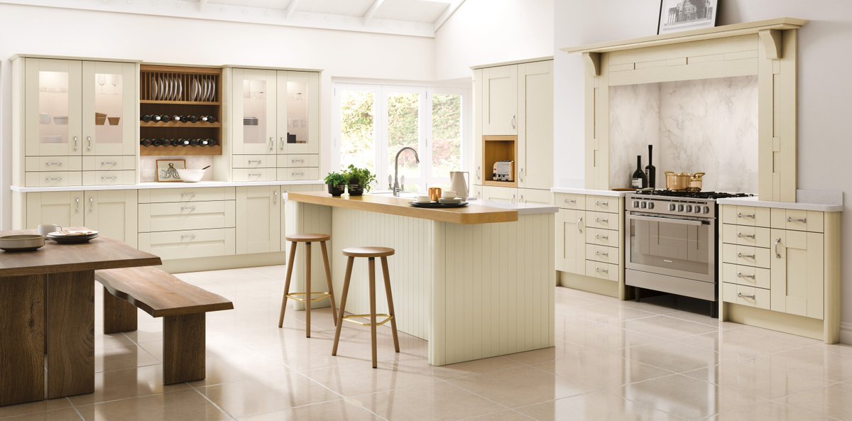 DefinitiveKitch's tweet photo. The Shaker kitchen dates back to the 1800s.  It has simple, timeless, sturdy design that never goes out of fashion.

Want to know more?  Read this:  https://t.co/vvkurE6js7 

#ShakerKitchen #Kitchens #TraditionalKitchen #ContemporaryKitchen #TransitionalKitchens https://t.co/fef7eZQId1