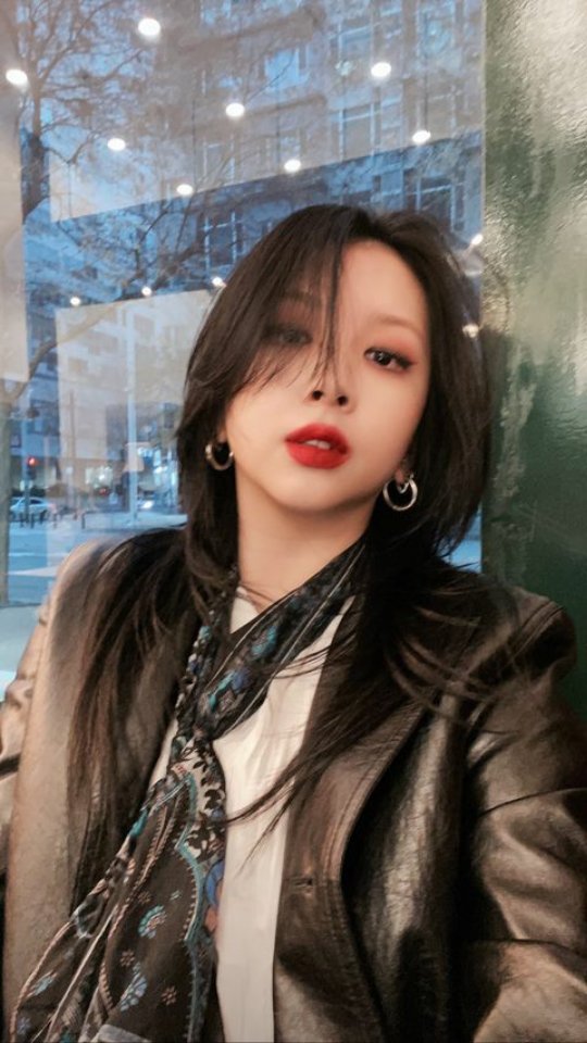 favzzjiwoo's tweet photo. A beleza dessa mulher é inigualável❤😍😢 https://t.co/rY2hBmYKr7