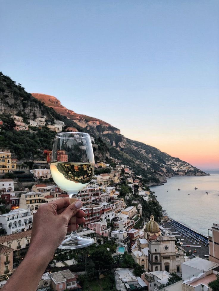 INTERIORPORN1's tweet photo. A trip to italy is needed 🇮🇹 https://t.co/hUx5RSlev9