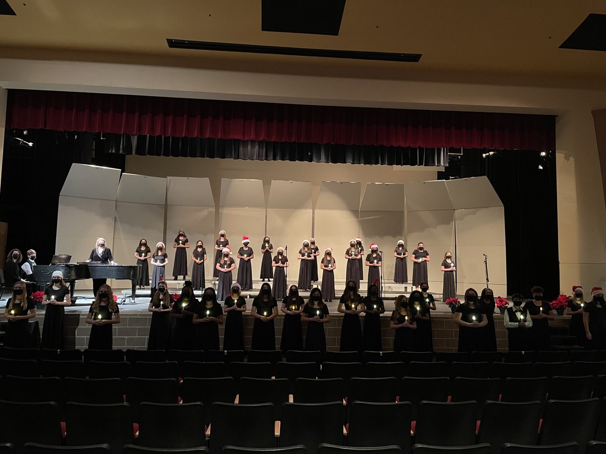 forneyfinearts's tweet photo. We are so very proud of our fine arts teachers and students for their work this semester! Amazing virtual performances all over the district! Check out all our virtual performances at https://t.co/cTN6kzxNXO https://t.co/z9VxyULqQP