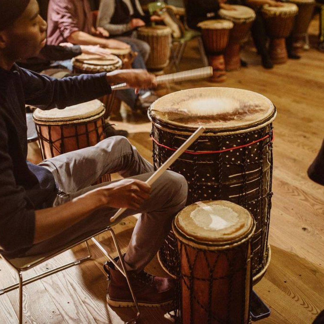 HeritageWorks's tweet photo. Ahhh the drum circle... 😍😍
#HeritageWorks #DrumCircle #AfricanDrum #RhythmCircle https://t.co/3OtNOHAJCz