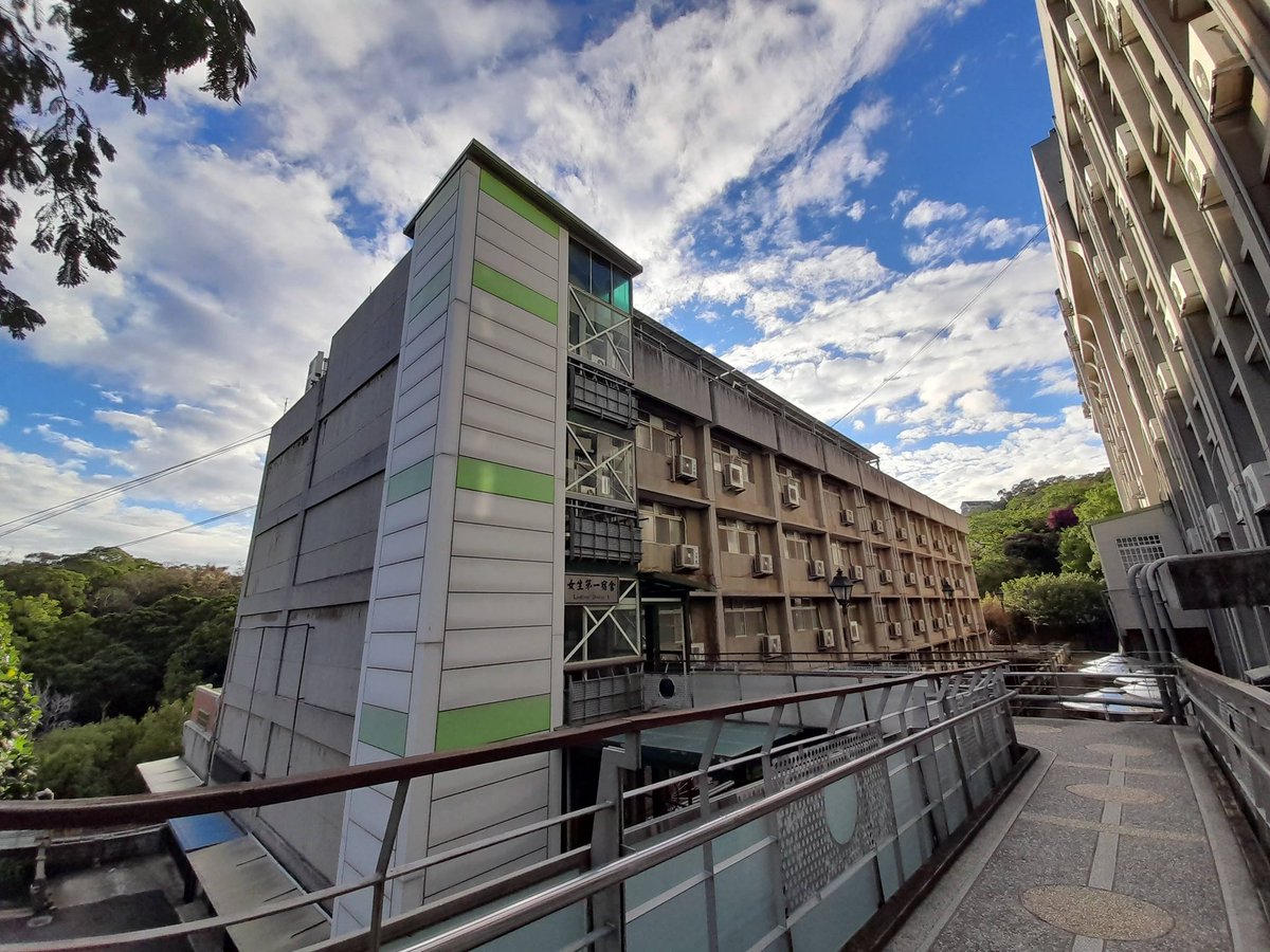 hz_2000_photo's tweet photo. <Untitled>
#campusbuilding
#dormitorylife
📱 Samsung A21s https://t.co/Onj0wVxTeN