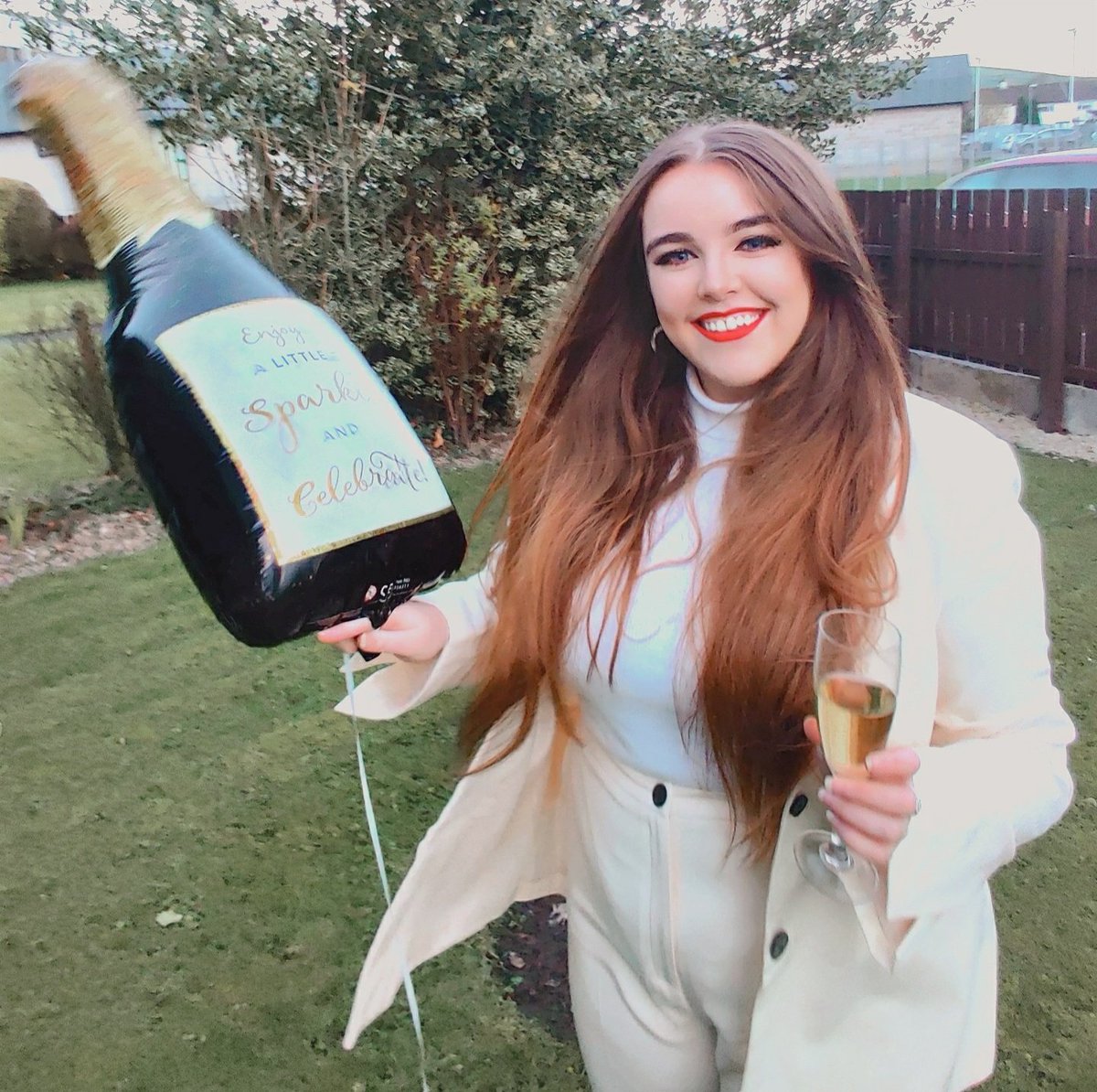 mormegs's tweet photo. My granny married at 15, had 12 kids including my da &amp; raised them in a 3 bedroom house in a council estate during a conflict. Yesterday, I graduated from my house on that same estate, becoming the first person in my family to ever have a master's degree. Uppa  first gen!! https://t.co/btUbuYSeP8