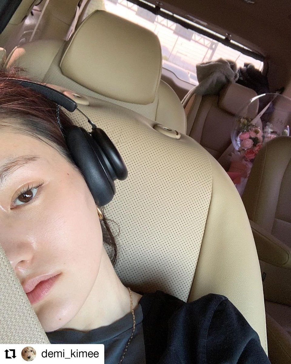 kimyongjiph's tweet photo. Kim Yong Ji be blessing us with her 2020 selfies! Pure bliss ✨

https://t.co/CwzdZdnGP4

#KimYongJi #김용지 #KimYongJiPH https://t.co/xlwAGMzeT3