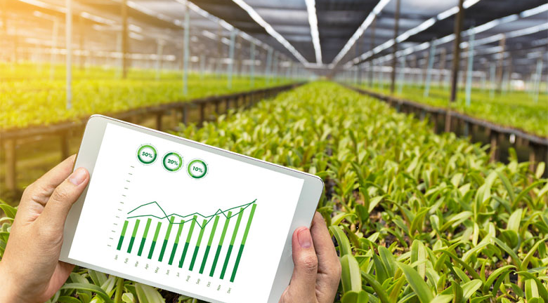 parolesdelus's tweet photo. Le #numĂ©rique permet aujourdâhui dâoptimiser la production tout en limitant l'impact sur l'#environnement
đœïž Une alimentation #connectĂ©e —ïž
â
Culture de đ
numériques
â
Des #Digifermes
â
Des đ connectĂ©es pour les đšâđŸ
A découvrir dans #LeMagDigital : https://t.co/BOJa5fGRQ6 https://t.co/ZW2YrvRy2p