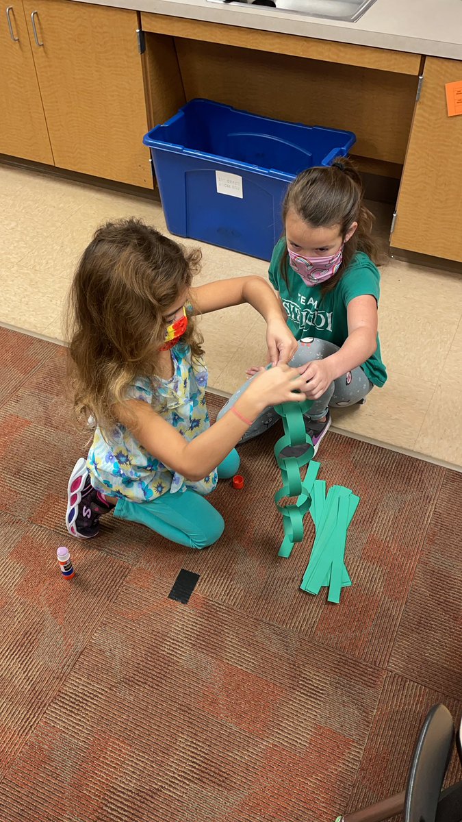 Chelsea Helm (@chelseahelm) on Twitter photo House competition day!! ❤️💚💙🖤 <a href="/BeckElem/">Samuel Beck Elementary</a> House competition day!! ❤️💚💙🖤 <a href="/BeckElem/">Samuel Beck Elementary</a>