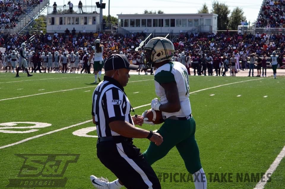 Miners_FB's tweet photo. “You must expect great things from yourself before you can do them.” -Michael Jordan 
WINNING Plays Wednesday!! #PickAxeTakeNames https://t.co/sC3vCgLwxV