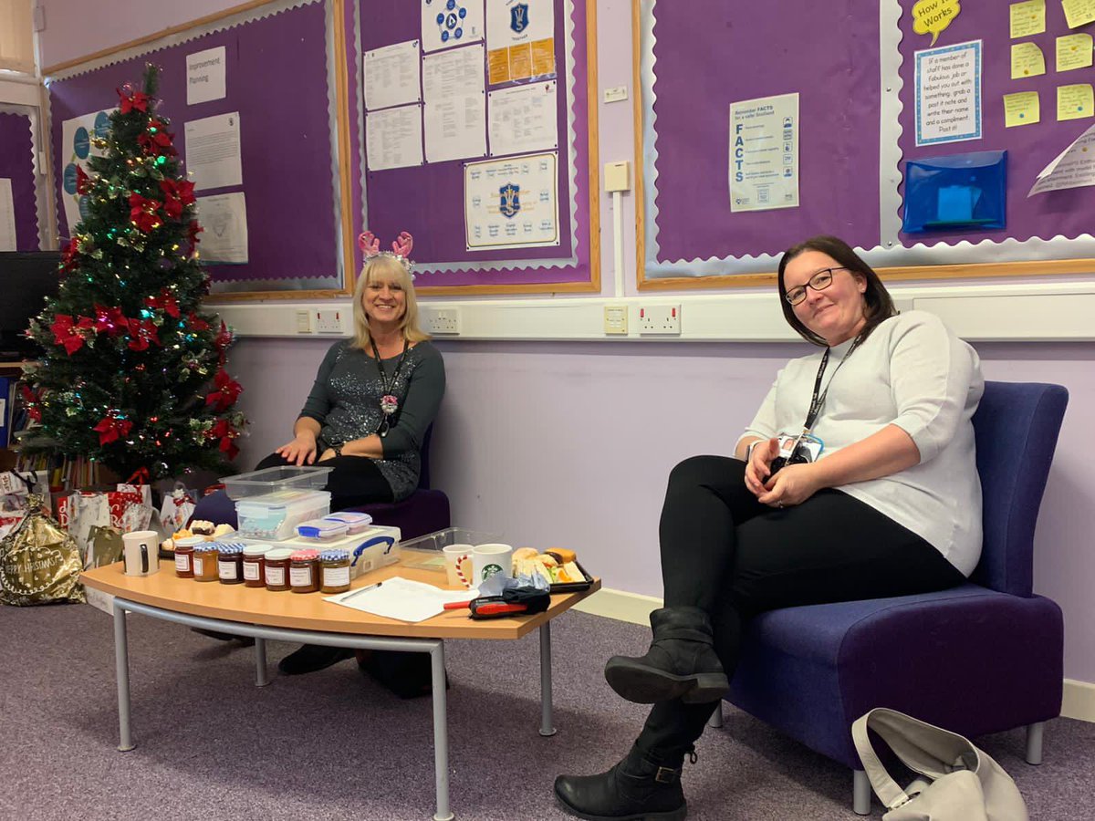 WallacestonePS's tweet photo. More staff enjoying their treat lunch. Two of these ladies are the creative brains behind our secret elf song antics! #wpsfamily https://t.co/rOjCbpugHB