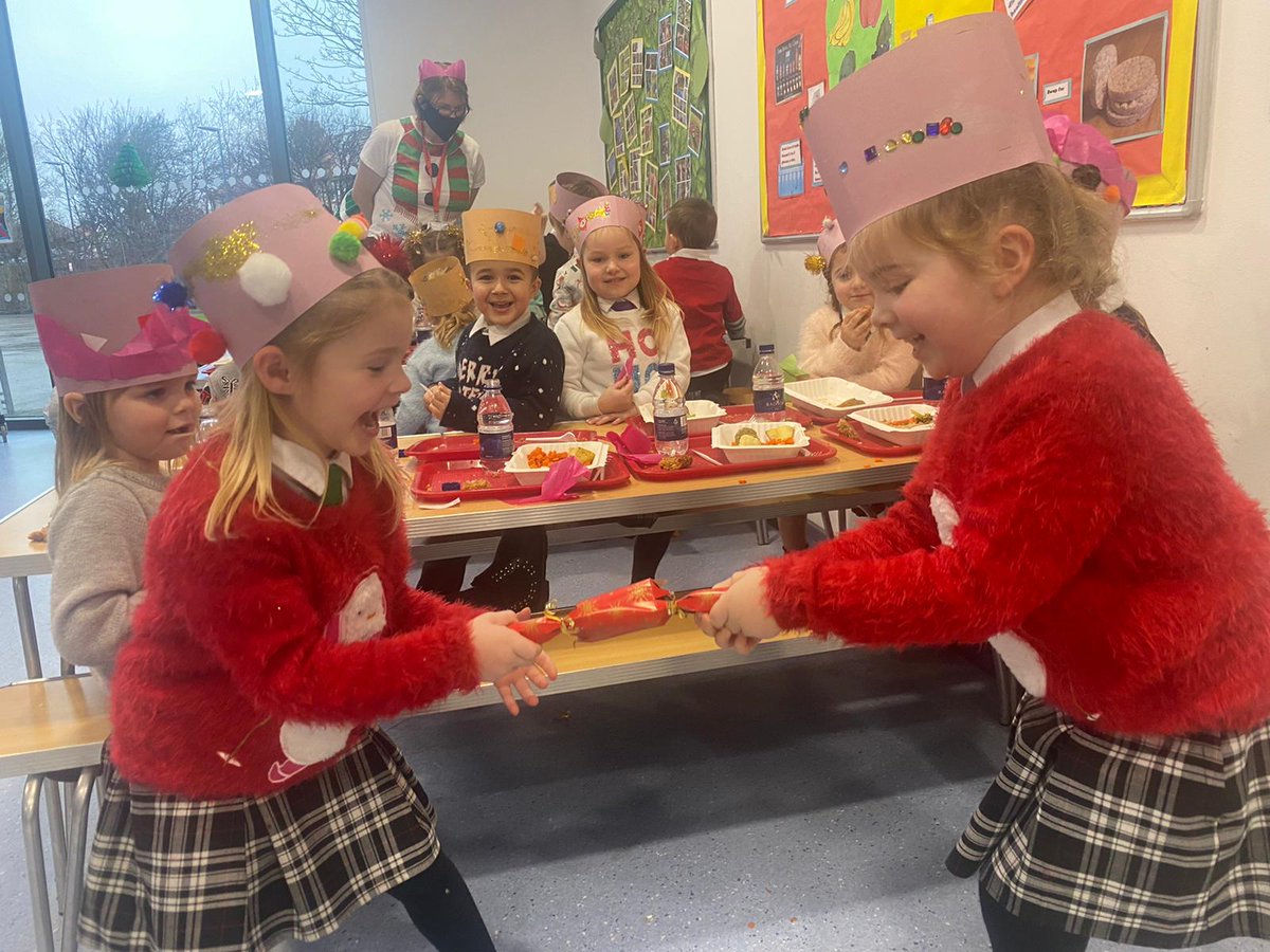 ReceptionUnity's tweet image. Christmas Jumper Day and Christmas Dinner! Reception children have had a wonderful day.