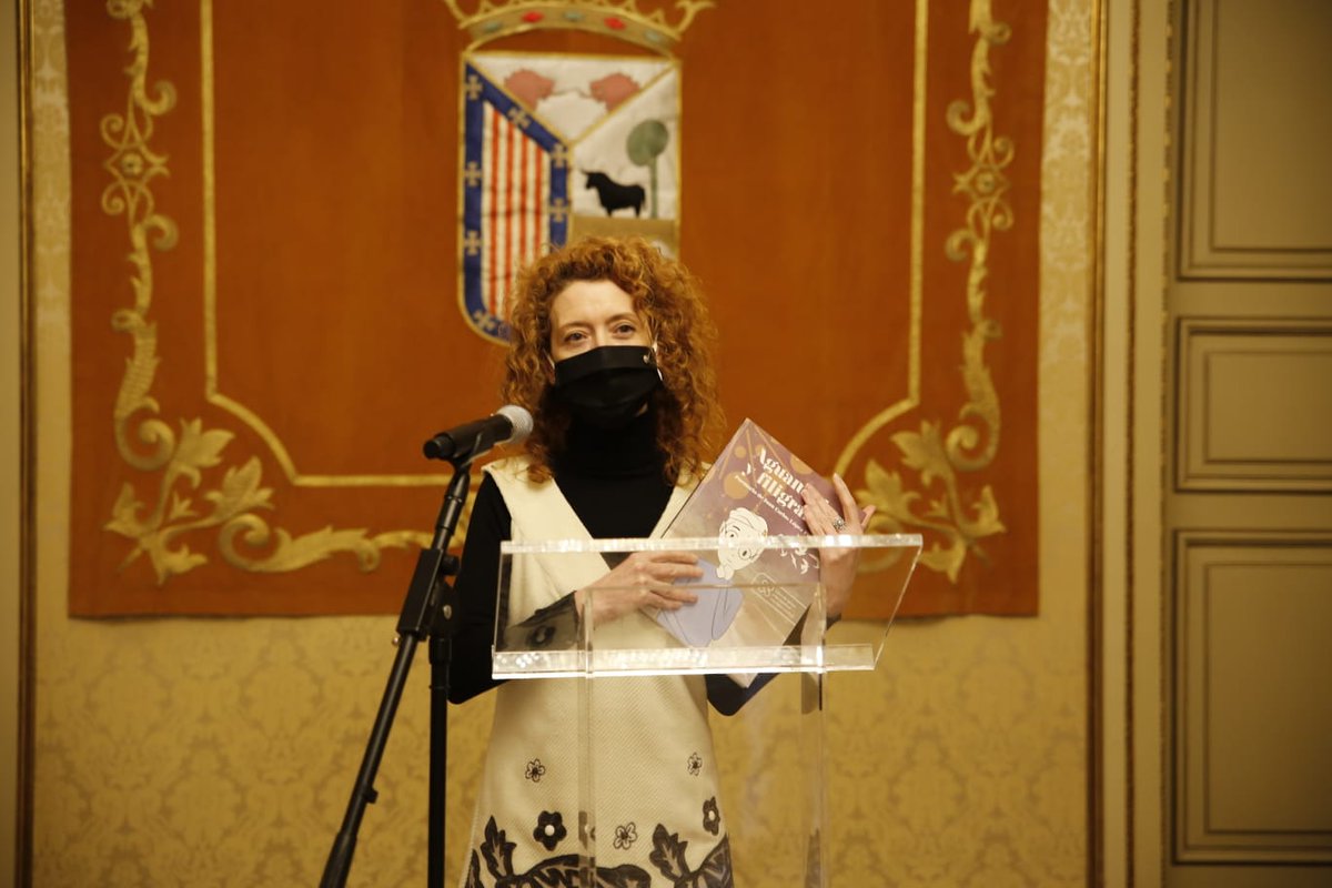 AnaSuarezcs's tweet photo. "Aguamiel y Filigrana", poesía de una persona con daño cerebral adquirido, para que otras personas en la misma situación sepan que hay esperanza y una vida plena esperándoles. La recaudación de esta obra de Juan Carlos López Pinto se donará a #ASDACE. Gracias!! https://t.co/jLL3TrMEh9