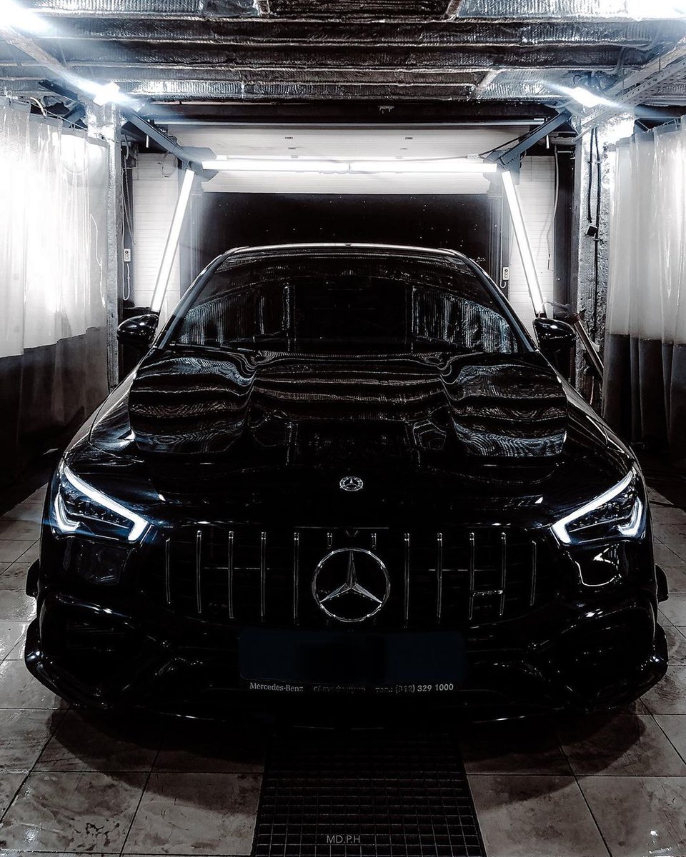 mbmaybachfans's tweet photo. Predator face: CLA 45 S AMG 421 HP 🦈

📸: @md.p.h
#mercedesbenz #mercedesamg #mercedesbenzmaybachfans #cla #cla45s #cla45samg #cla45shootingbrake #cla35 #cla35amg #cla45samg https://t.co/w28tflNABy