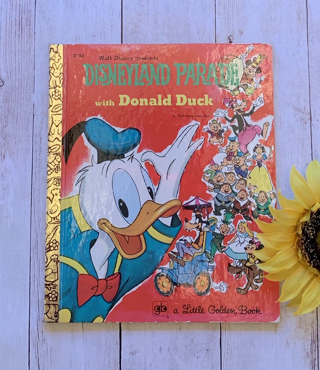 LadybugsTwo's tweet image. Vintage 1972 Disneyland Parade Book , Golden Book, Children's Book, Walt Disney, Storybook, Donald Duck, Junk Journal, Picture Book #etsy #birthday #red #christmas #blue #bedtimestory #picturebook #vintagepicturebook #donaldduck #vintagestorybook etsy.me/38b9amw