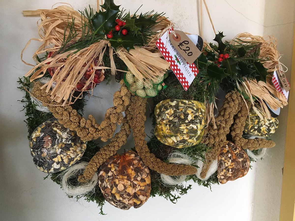How creative 😱 a very festive bird feeder wreath made by The Petal Boutique!

Fairground Craft Centre have lots of small/local craft businesses that offer amazing creative products, perfect for the festive season or for finding personalised gifts

👉 fairgroundcraft.co.uk