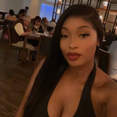 MrsBintyMoosa's tweet photo. #NewProfilePic https://t.co/KllC5j4Jg5