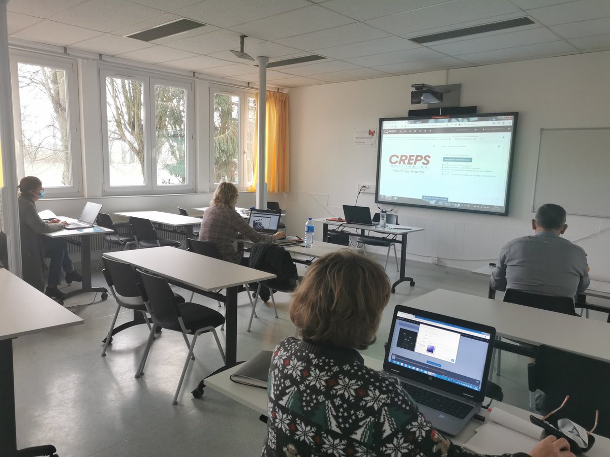 ElodieLesaffre's tweet photo. @BelpaireE @CREPSwattignies @_victor_bh Et dans le même but, l'équipe PTP se forme sur la plate-forme Caroline Connect @CREPSwattignies @RodVermeulen @LamblinPhilippe @philippemarcma1 #RNSPF #formation #equipedechoc https://t.co/YjGKqO4n00
