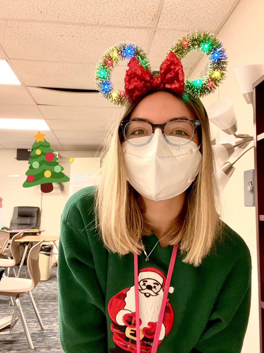 Feeling ultra-festive in my holiday topper Mickey ears!! ❄️🎄☃️ <a href="/MCJHGators/">Mayde Creek JH</a> <a href="/PrincipalPaz/">Dr. David Paz</a> <a href="/DonahueVM/">Michelle Donahue</a> #MaydeUsProud
