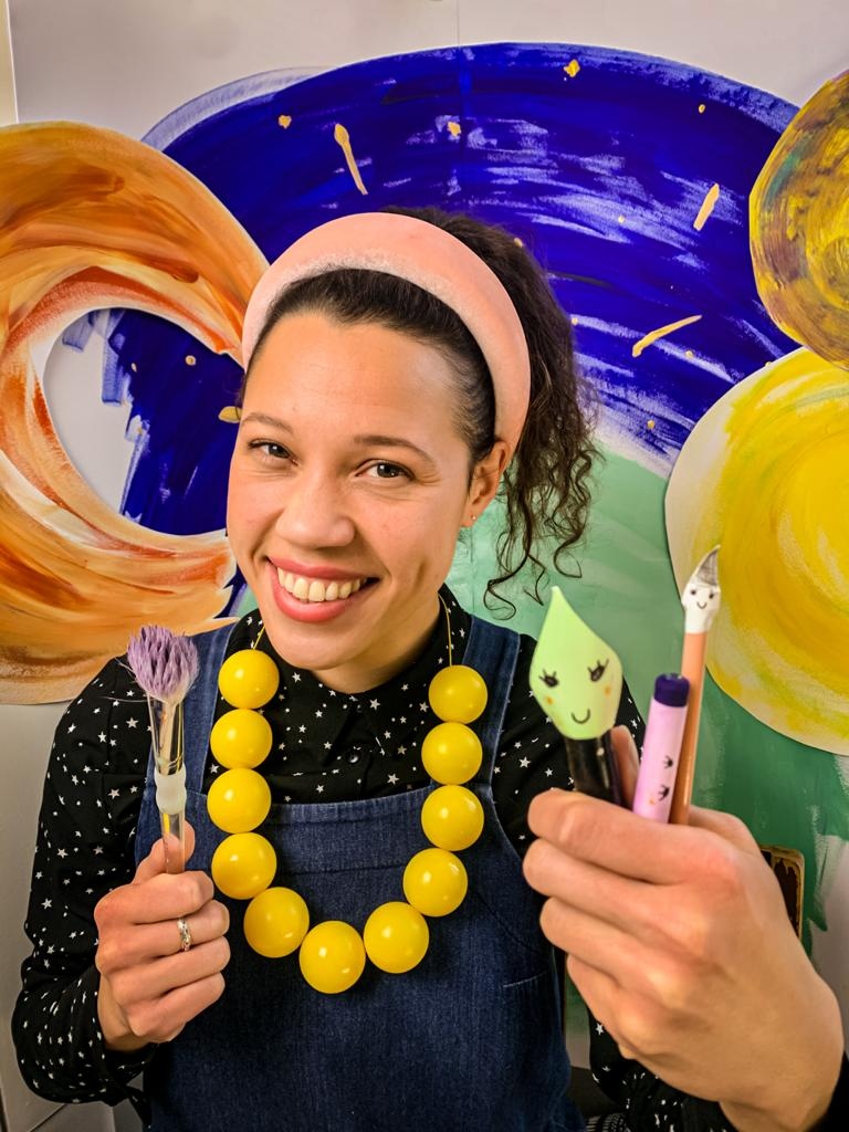 We're back tomorrow! There are 8 more shows of We Cover the Universe. If you've had to cancel family theatre plans with London going into tier 3, give us a try. It's a live theatre experience online!
barbican.org.uk/whats-on/2020/…